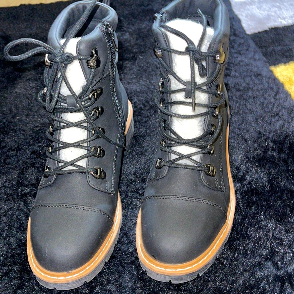Black Boots
